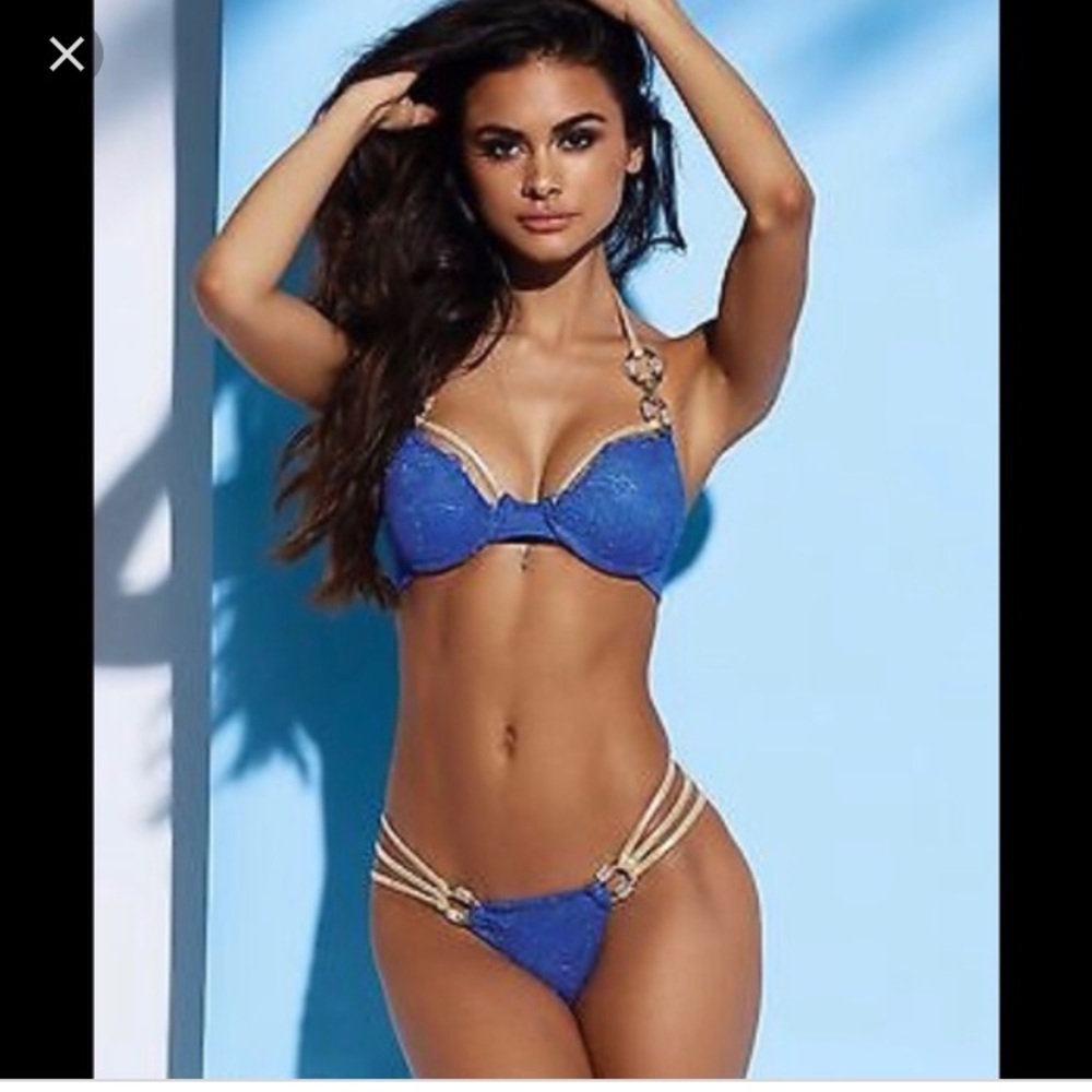 Make Offer!! Beach bunny Madagascar glam top nwt